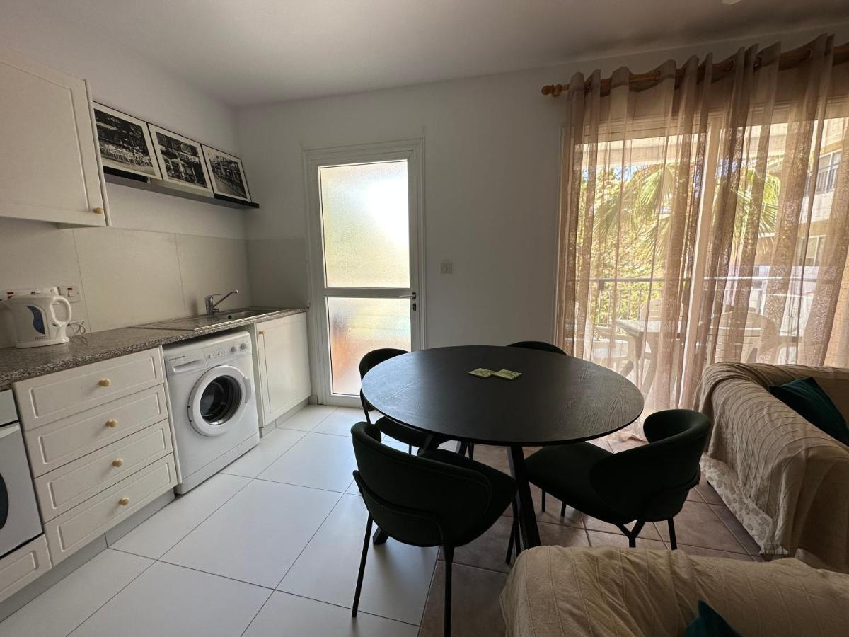 Kato Paphos Apartment Luaran gambar