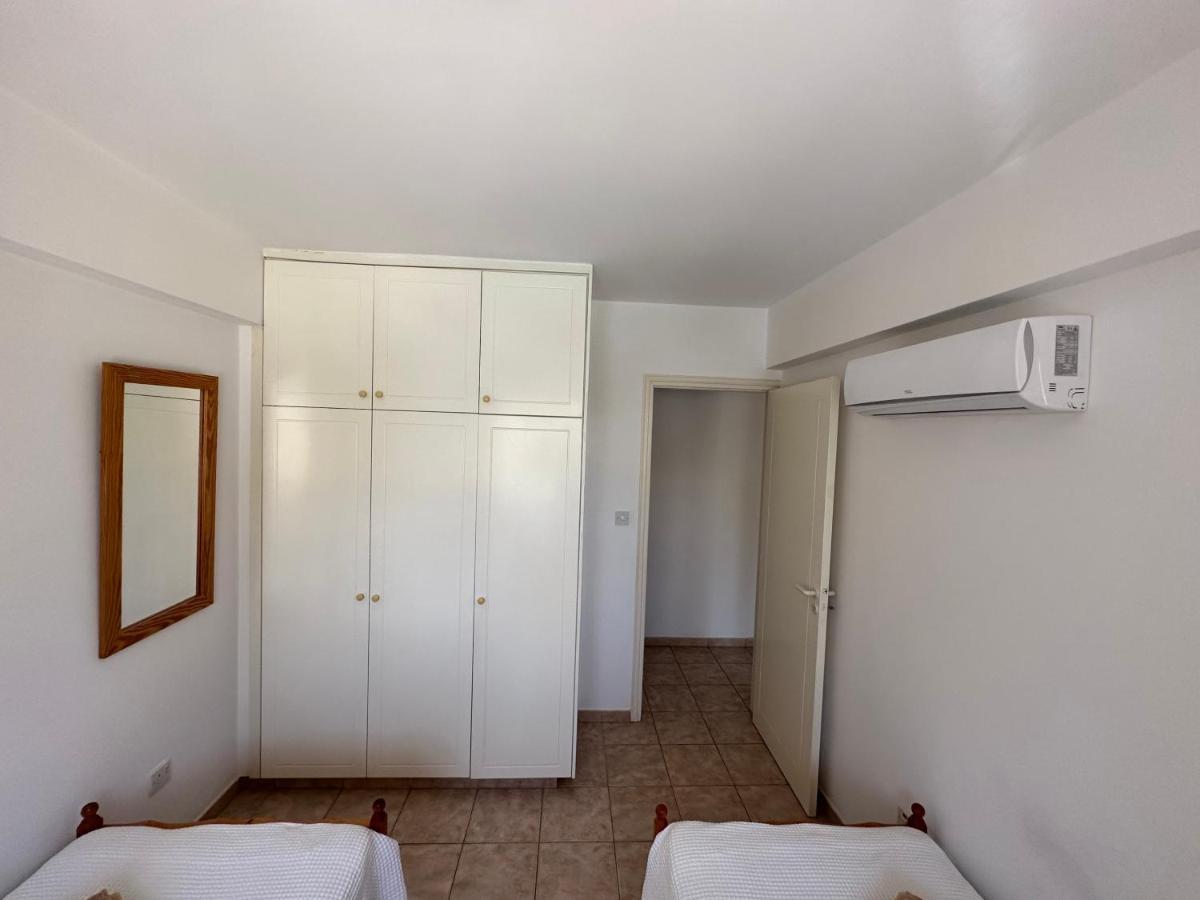 Kato Paphos Apartment Luaran gambar